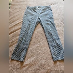 Rafaella Grey & White Patterned Pants